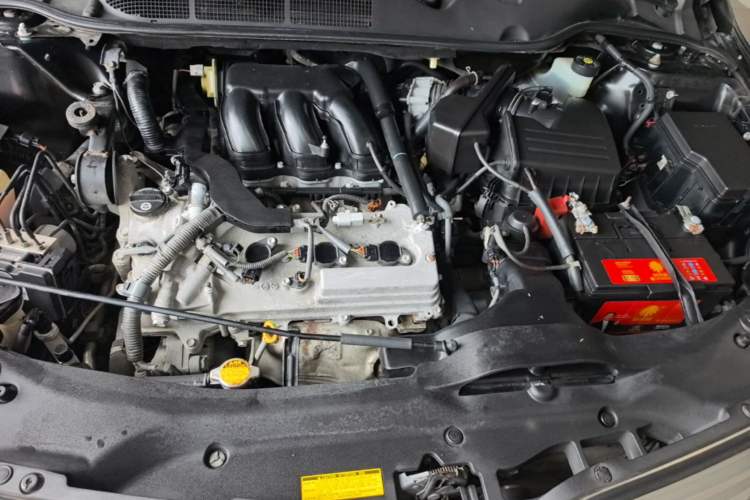 Used Toyota Venza  Engine Bay