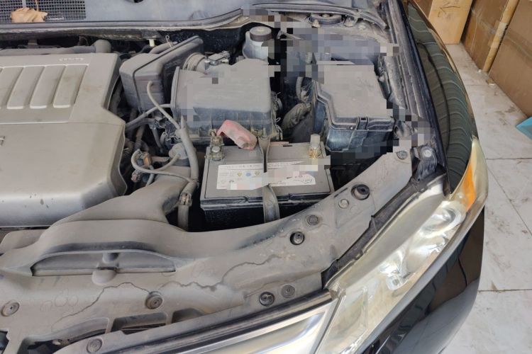 Used Toyota Venza  Engine Bay Left