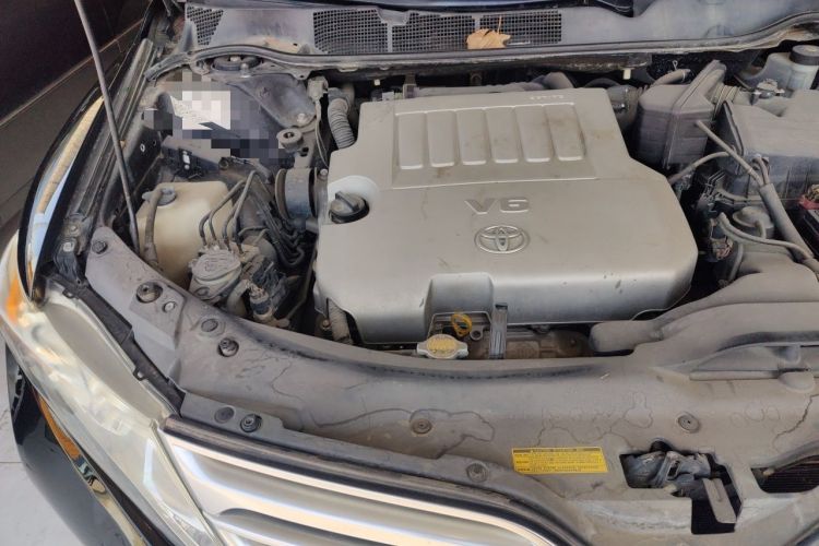 Used Toyota Venza  Engine Bay Right
