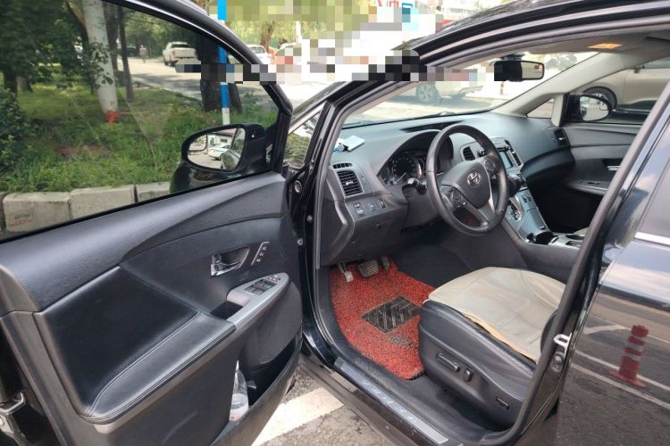 Used Toyota Venza 2013 2.7L 4x4 Luxury Edition Driver Seat