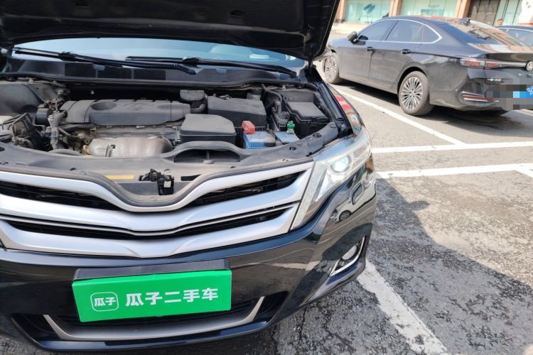 Used Toyota Venza 2013 2.7L 4x4 Luxury Edition Engine Bay Left