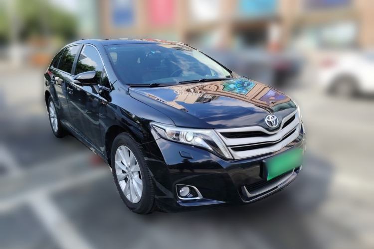 Used Toyota Venza 2013 2.7L 4x4 Luxury Edition Front Right 45 Deg