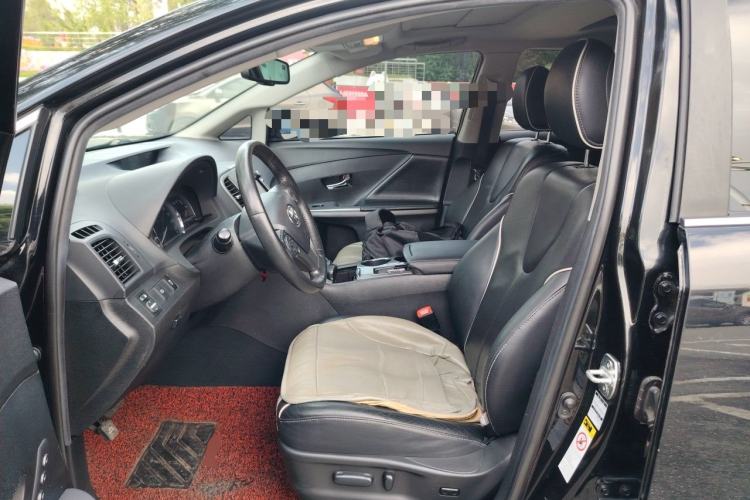 Used Toyota Venza 2013 2.7L 4x4 Luxury Edition Left Front Seat