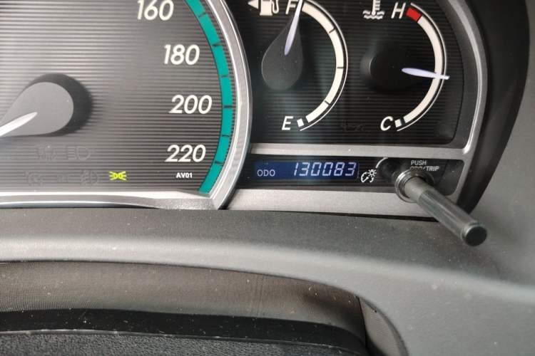 Used Toyota Venza 2013 2.7L 4x4 Luxury Edition Odometer Close Up