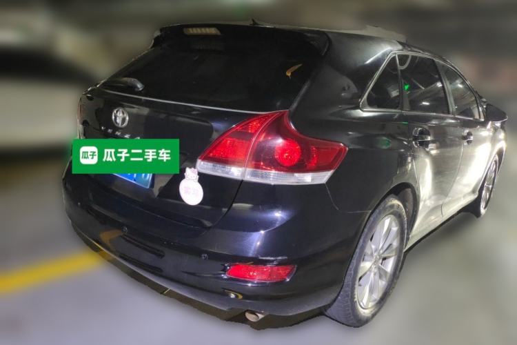 Used Toyota Venza 2013 2.7L Two-Wheel-Drive Luxury Edition Rear Right 45 Deg
