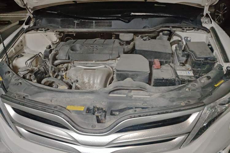 Used Toyota Venza 2013 2.7L 4x4 Luxury Edition Engine Bay