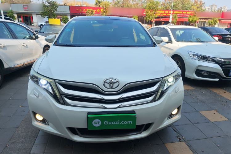 Used Toyota Venza 2013 2.7L Two-Wheel-Drive Luxury Edition Front