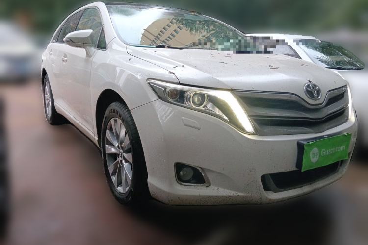 Used Toyota Venza 2013 2.7L 4x4 Luxury Edition Front Right 45 Deg