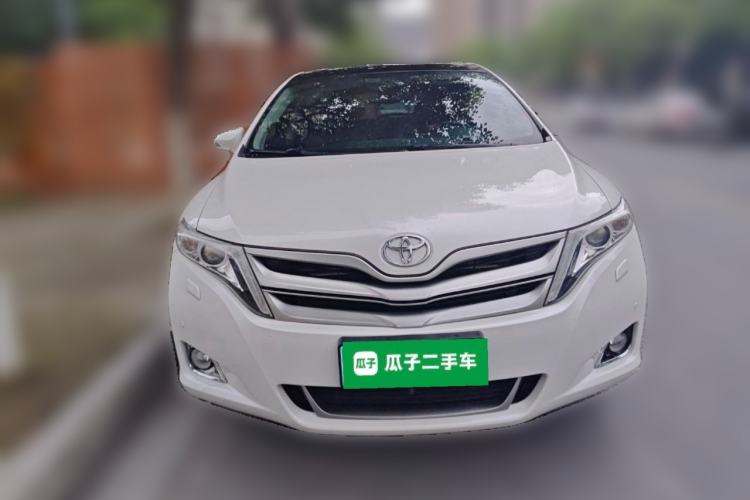 Used Toyota Venza 2013 2.7L 4x4 Luxury Edition Front