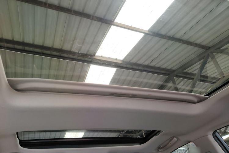 Used Toyota Venza 2013 2.7L Four-Wheel Drive Ultimate Edition Headliner