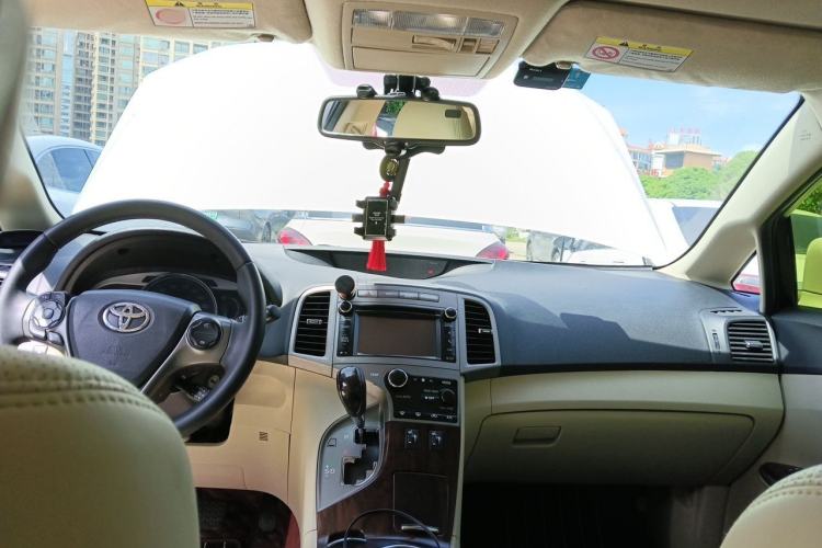 Used Toyota Venza 2013 2.7L 4x4 Luxury Edition Headliner