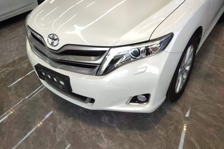 Used Toyota Venza 2013 2.7L Two-Wheel-Drive Luxury Edition Left Front Headlight
