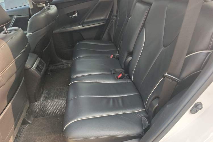 Used Toyota Venza 2013 2.7L 4x4 Luxury Edition Left Rear Seat