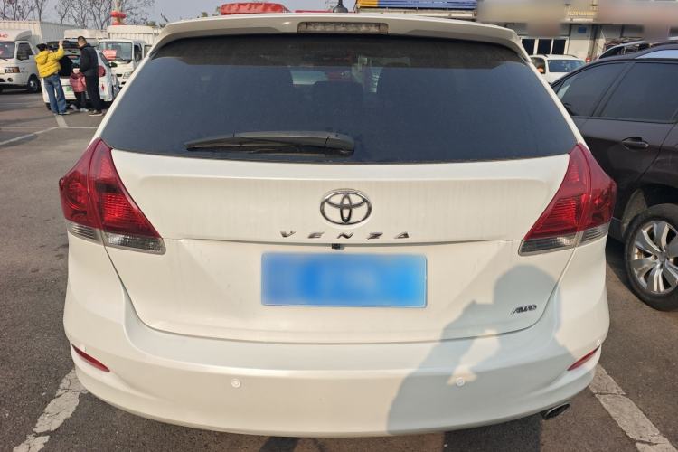 Used Toyota Venza 2013 2.7L 4x4 Luxury Edition Rear