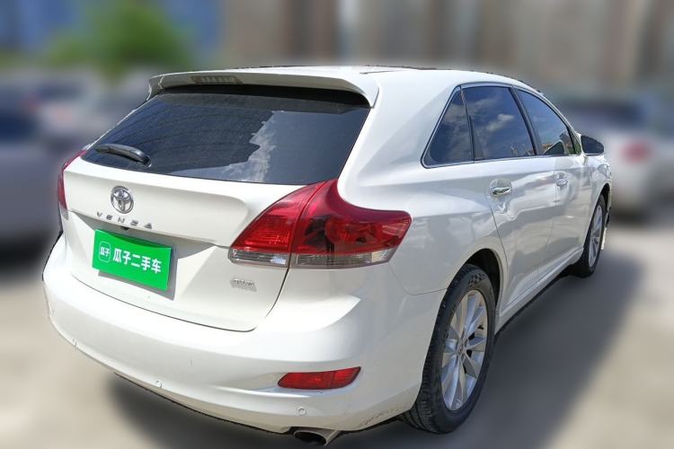 Used Toyota Venza 2013 2.7L 4x4 Luxury Edition Rear Right 45 Deg