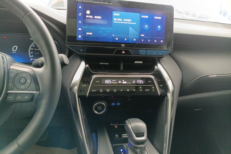 Used Toyota Venza 2022 2.0L CVT Four-Wheel Drive Supreme Edition Audio And AC Panel