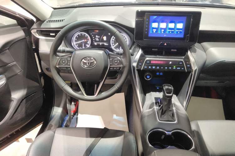 Used Toyota Venza 2022 2.0L CVT Two-Wheel Drive Luxury Edition Audio And AC Panel