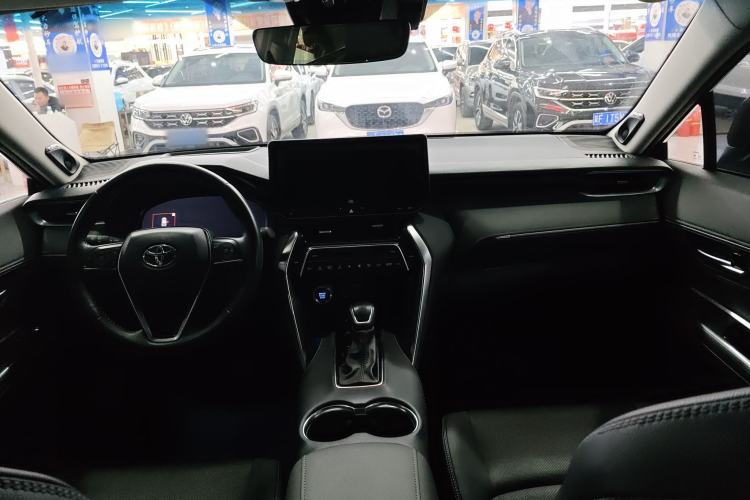 Used Toyota Venza 2022 2.0L CVT Four-Wheel Drive Supreme Edition Center Console