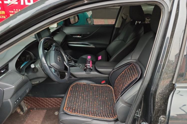 Used Toyota Venza 2022 2.0L CVT Two-Wheel Drive Luxury Edition Driver Seat