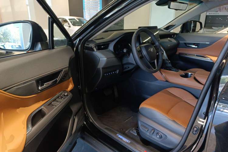 Used Toyota Venza 2022 Dual-Engine 2.5L CVT Four-Wheel Drive Supreme Edition Driver Seat