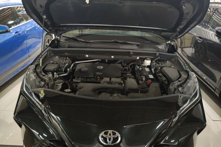 Used Toyota Venza 2022 2.0L CVT Two-Wheel Drive Prestige Edition Engine Bay