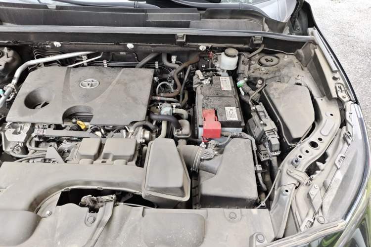 Used Toyota Venza 2022 2.0L CVT Two-Wheel Drive Luxury Edition Engine Bay Left