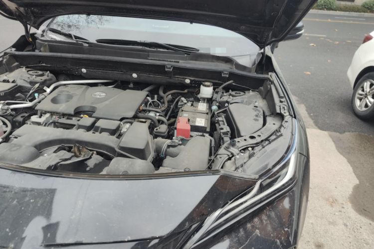Used Toyota Venza 2022 2.0L CVT Two-Wheel Drive Prestige Edition Engine Bay Left