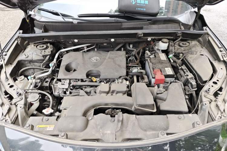 Used Toyota Venza 2022 2.0L CVT Two-Wheel Drive Luxury Edition Engine Bay