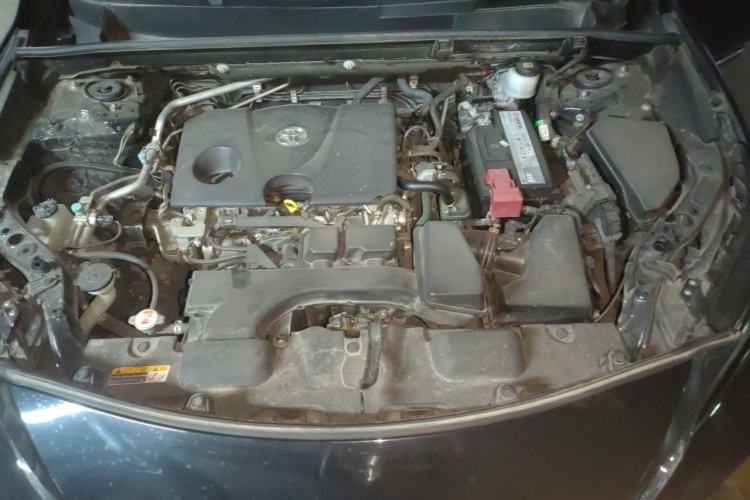 Used Toyota Venza 2022 2.0L CVT Two-Wheel Drive Luxury Edition Engine Bay