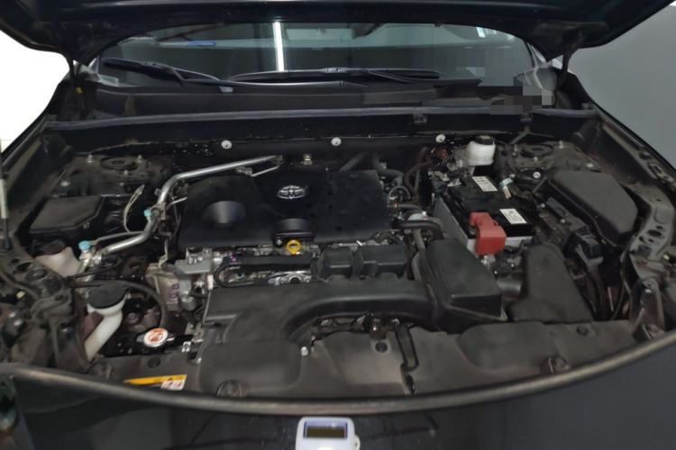 Used Toyota Venza 2022 2.0L CVT Two-Wheel Drive Prestige Edition Engine Bay