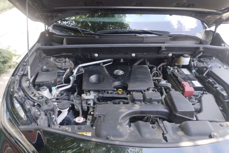 Used Toyota Venza 2022 2.0L CVT Two-Wheel Drive Prestige Edition Engine Bay Right