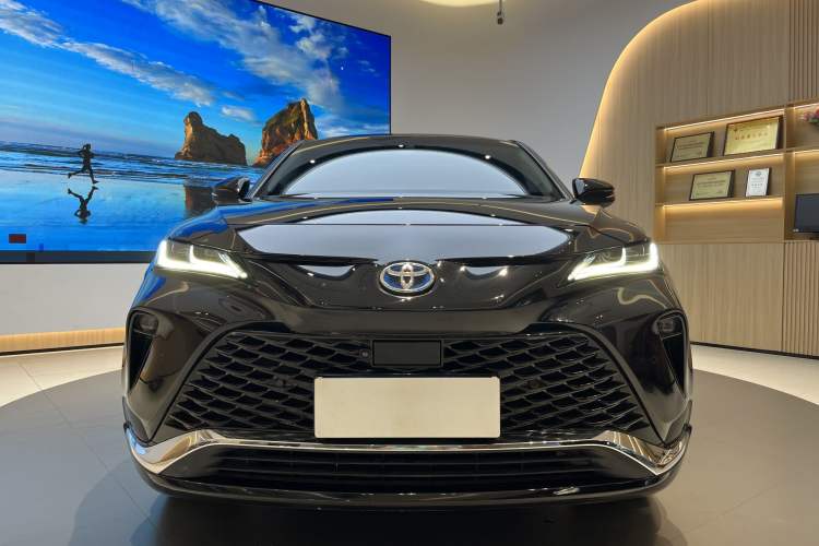 Used Toyota Venza 2022 Dual-Engine 2.5L CVT Four-Wheel Drive Supreme Edition Exterior 2