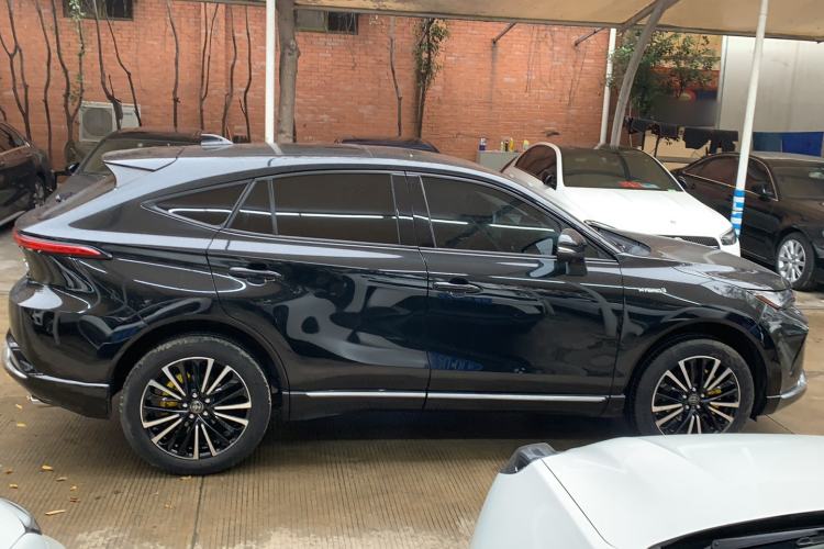 Used Toyota Venza 2022 Dual-Engine 2.5L CVT Two-Wheel Drive Prestige Edition Exterior 2