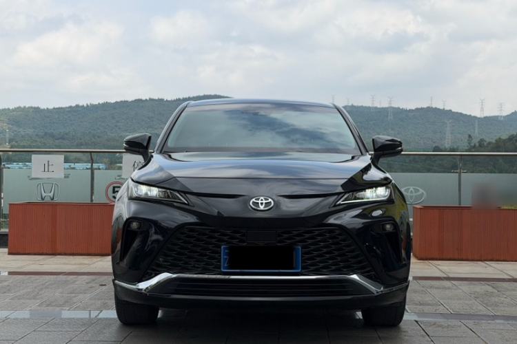 Used Toyota Venza 2022 2.0L CVT Two-Wheel Drive Luxury Edition Exterior 3