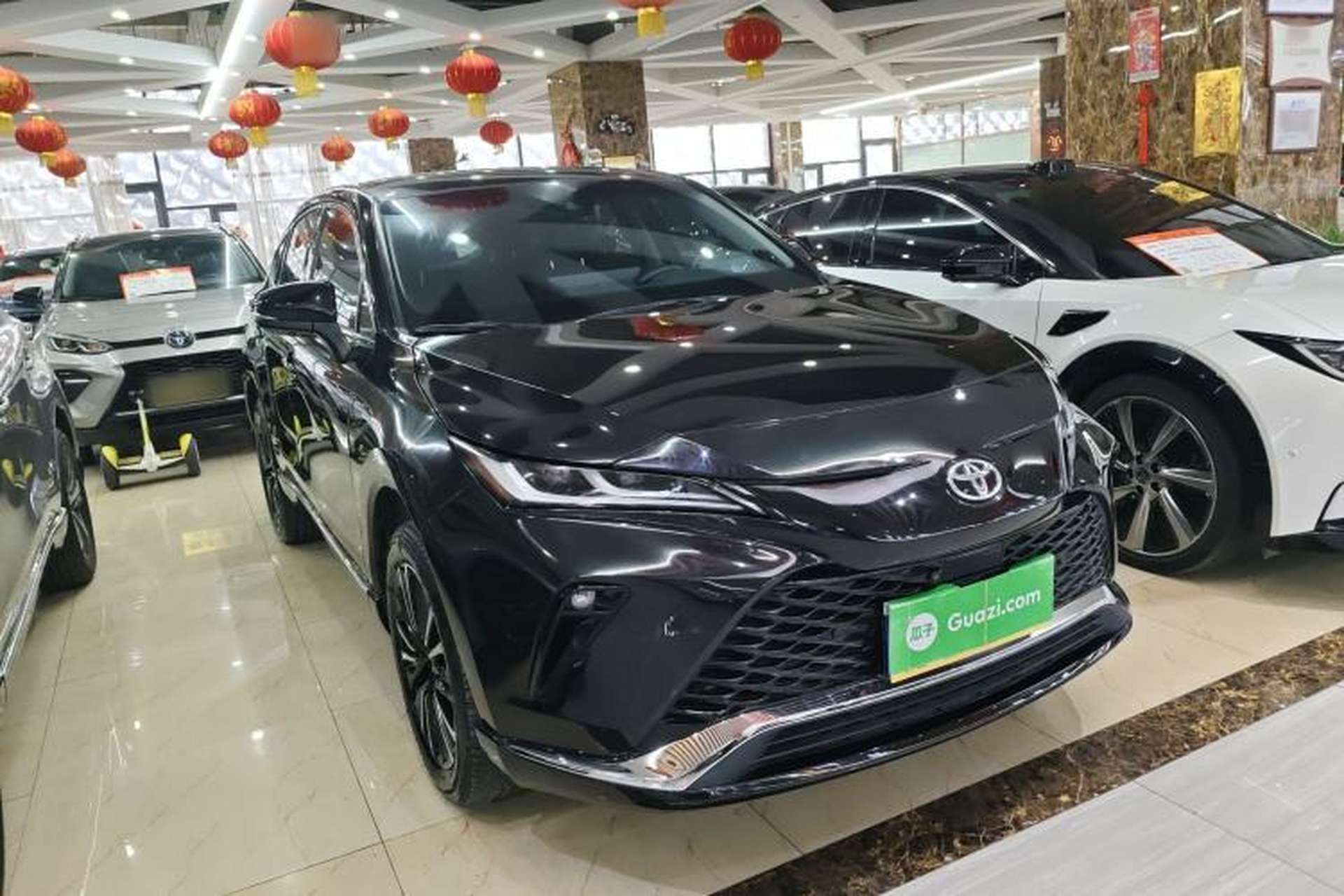 Used Toyota Venza 2022 2.0L CVT Four-Wheel Drive Supreme Edition Front Right 45 Deg