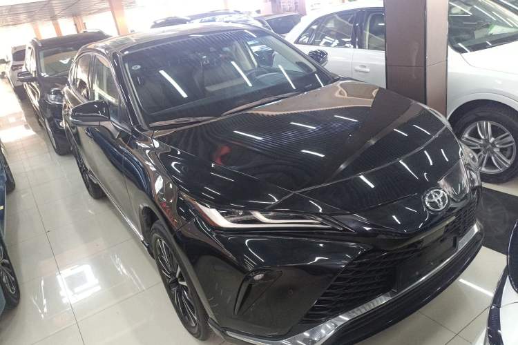 Used Toyota Venza 2022 2.0L CVT Four-Wheel Drive Supreme Edition Front Right 45 Deg