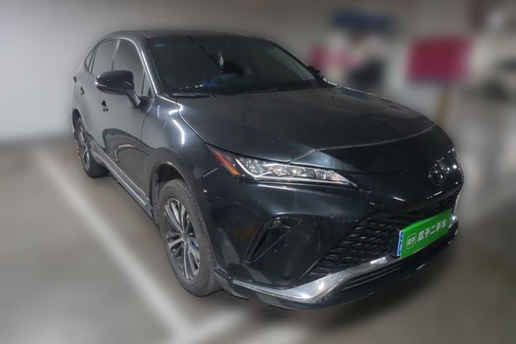 Used Toyota Venza 2022 2.0L CVT Two-Wheel Drive Luxury Edition Front Right 45 Deg
