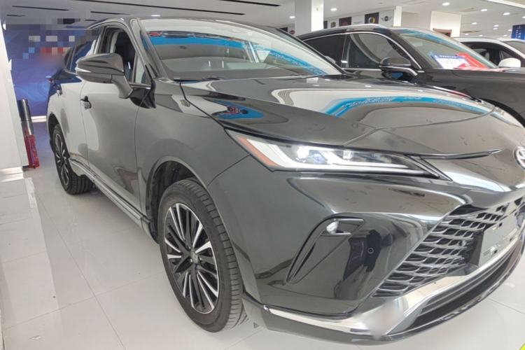 Used Toyota Venza 2022 2.0L CVT Two-Wheel Drive Prestige Edition Front Right 45 Deg
