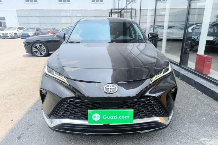 Used Toyota Venza 2022 2.0L CVT Two-Wheel Drive Prestige Edition Front