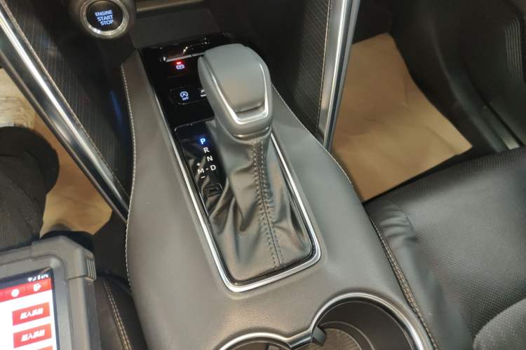Used Toyota Venza 2022 2.0L CVT Two-Wheel Drive Prestige Edition Gear Lever