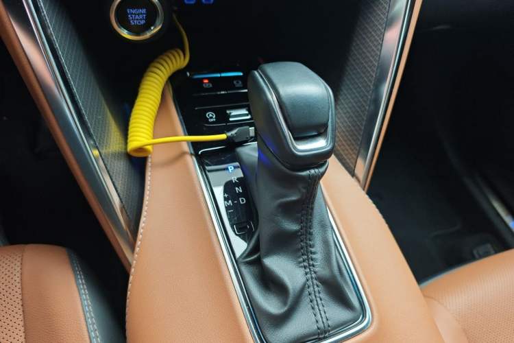 Used Toyota Venza 2022 2.0L CVT Four-Wheel Drive Supreme Edition Gear Lever