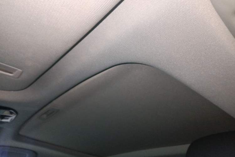 Used Toyota Venza 2022 2.0L CVT Two-Wheel Drive Luxury Edition Headliner