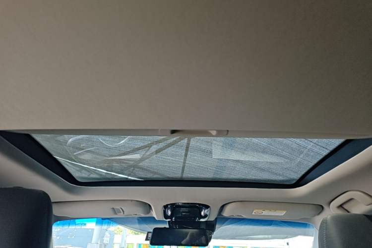 Used Toyota Venza 2022 2.0L CVT Two-Wheel Drive Prestige Edition Headliner