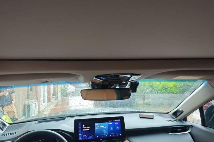 Used Toyota Venza 2022 2.0L CVT Four-Wheel Drive Supreme Edition Headliner