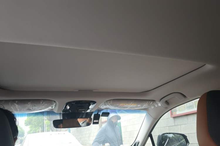 Used Toyota Venza 2022 2.0L CVT Two-Wheel Drive Prestige Edition Headliner