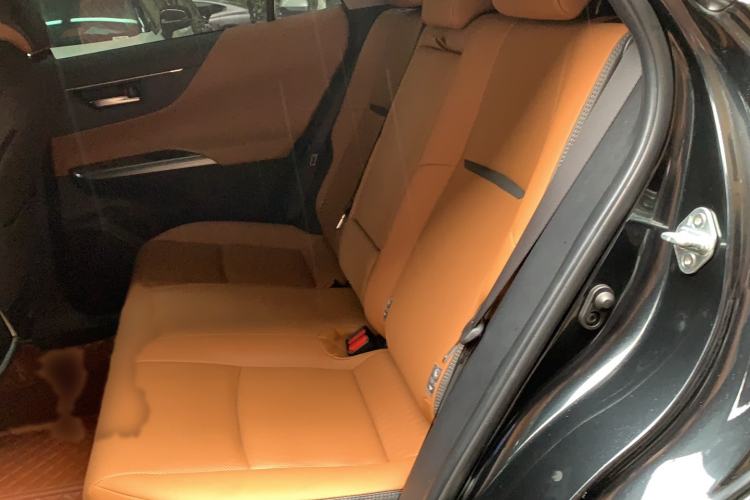 Used Toyota Venza 2022 Dual-Engine 2.5L CVT Two-Wheel Drive Prestige Edition Interior 1