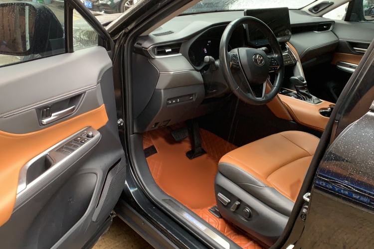 Used Toyota Venza 2022 Dual-Engine 2.5L CVT Two-Wheel Drive Prestige Edition Interior 2