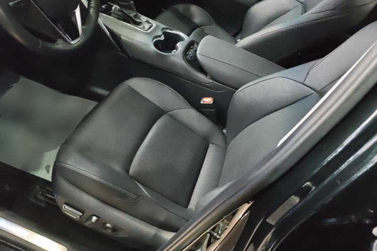 Used Toyota Venza 2022 2.0L CVT Four-Wheel Drive Supreme Edition Left Front Seat