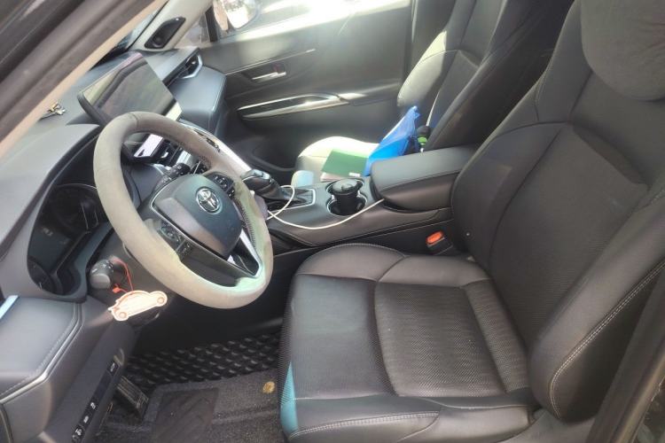 Used Toyota Venza 2022 2.0L CVT Two-Wheel Drive Prestige Edition Left Front Seat