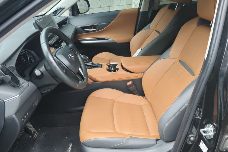 Used Toyota Venza 2022 2.0L CVT Two-Wheel Drive Prestige Edition Left Front Seat